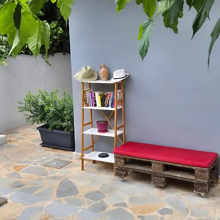 Kate-mari Bed & Breakfast 3*